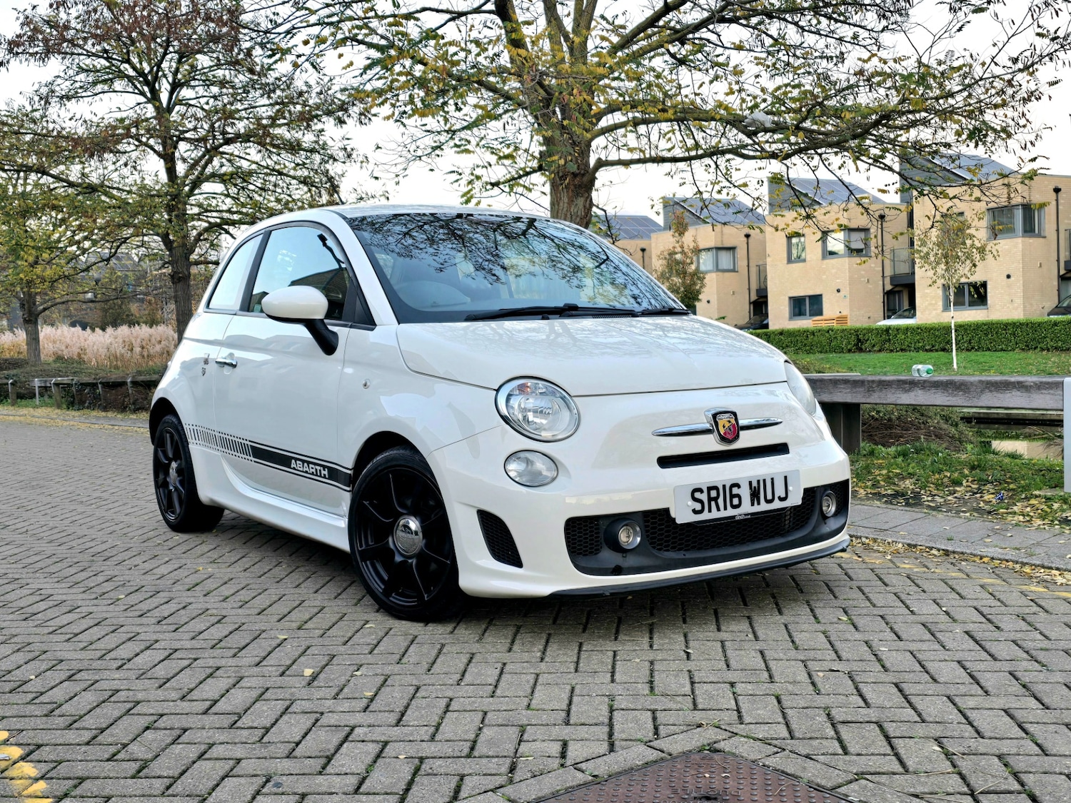 Used Abarth 500 2016 for sale - 76536990: Photo 3