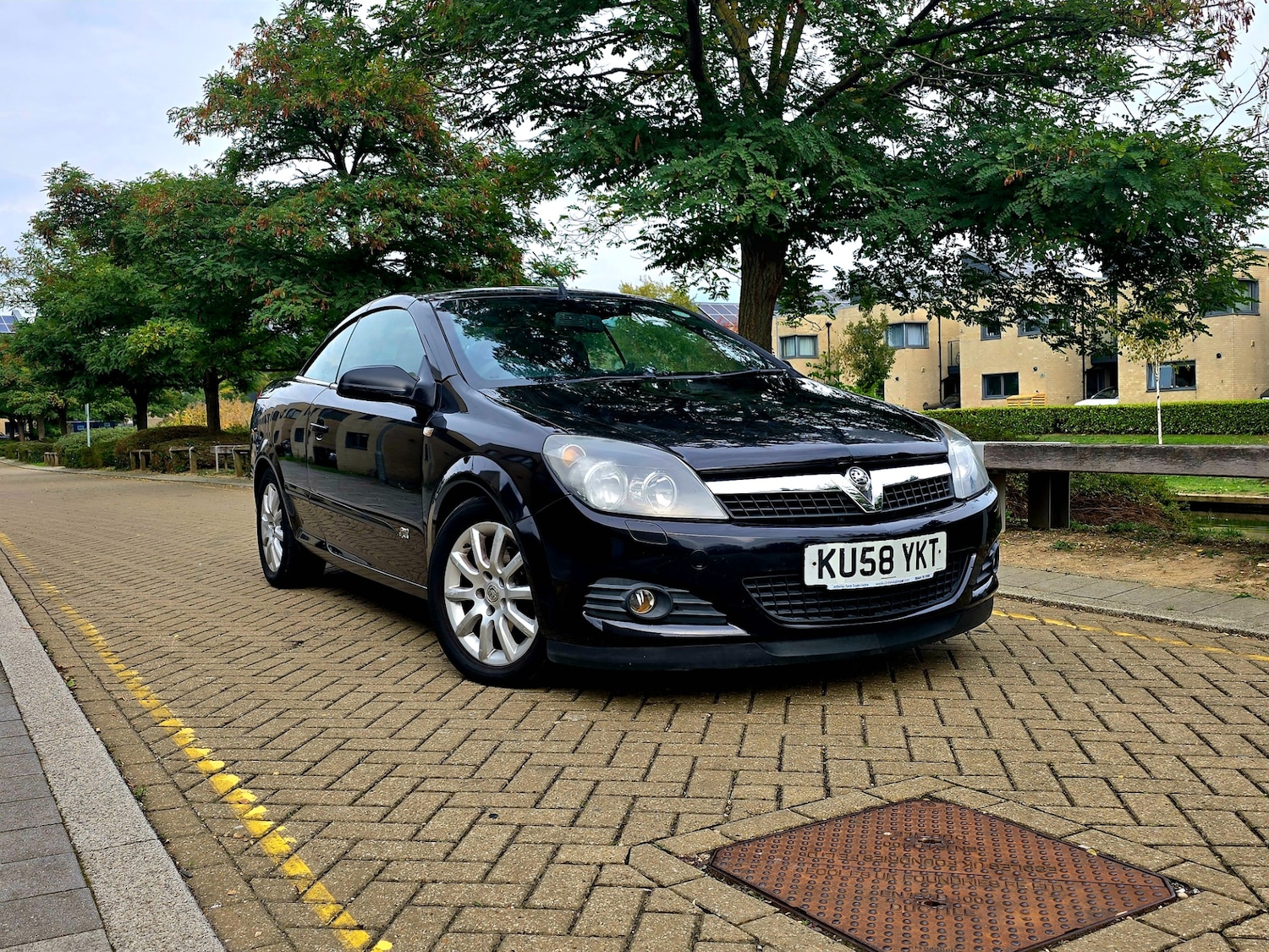 Used Vauxhall Astra 2008 for sale - 76151073: Photo 2