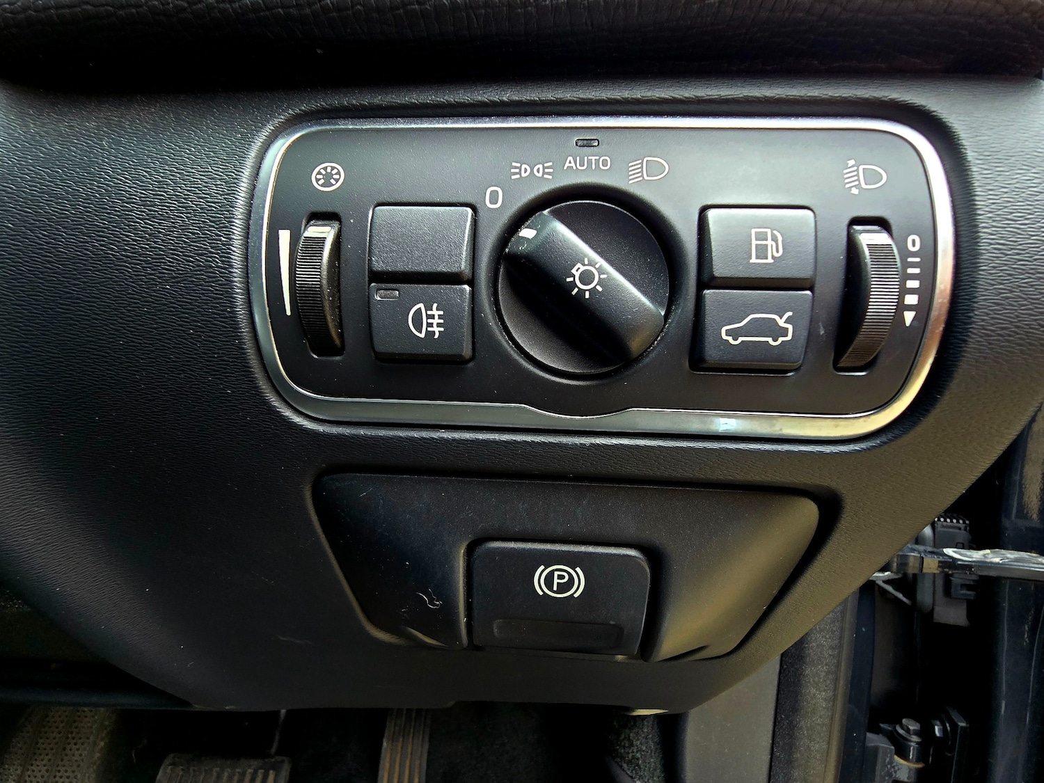 Used Volvo XC60 2017 for sale - 77410774: Photo 24