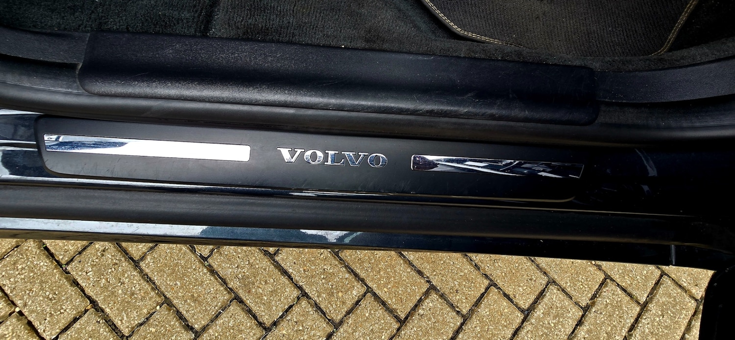 Used Volvo XC60 2017 for sale - 77410774: Photo 26