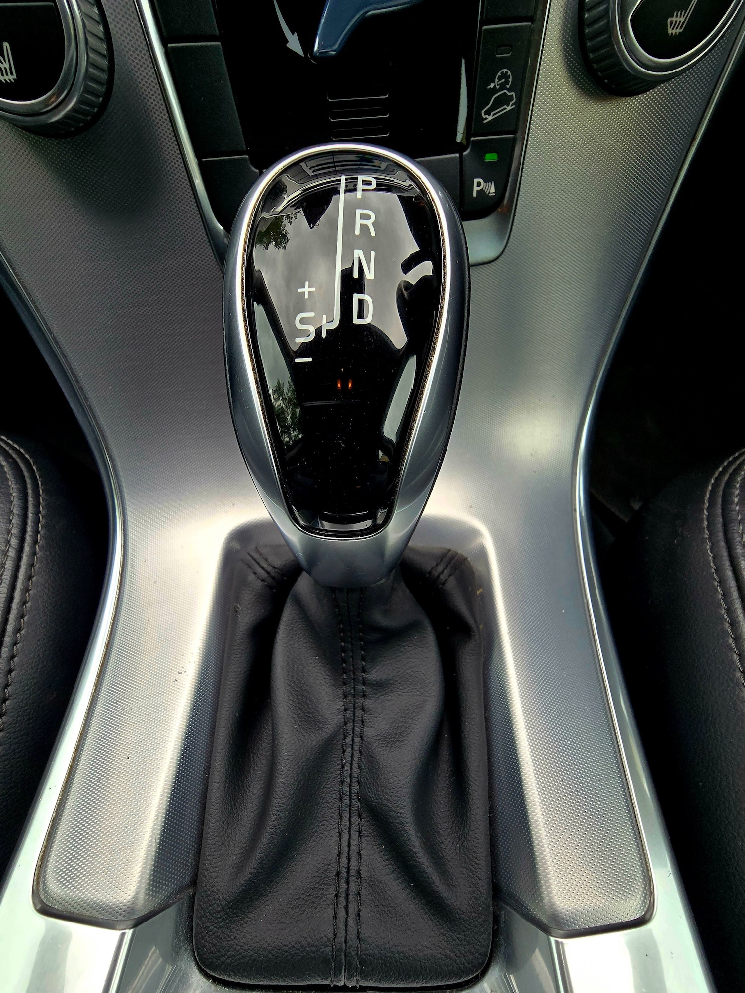 Used Volvo XC60 2017 for sale - 77410774: Photo 31