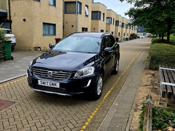 Used Volvo XC60 2017 for sale - 77410774: Photo
