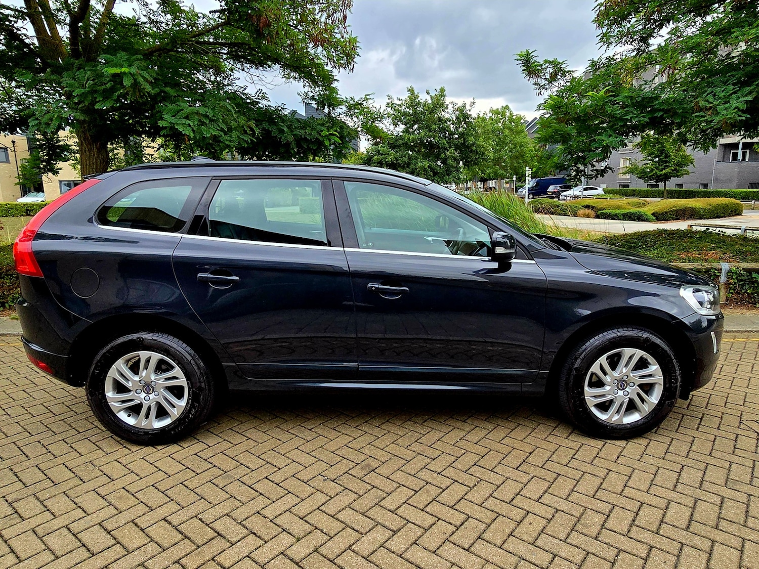 Used Volvo XC60 2017 for sale - 77410774: Photo 6