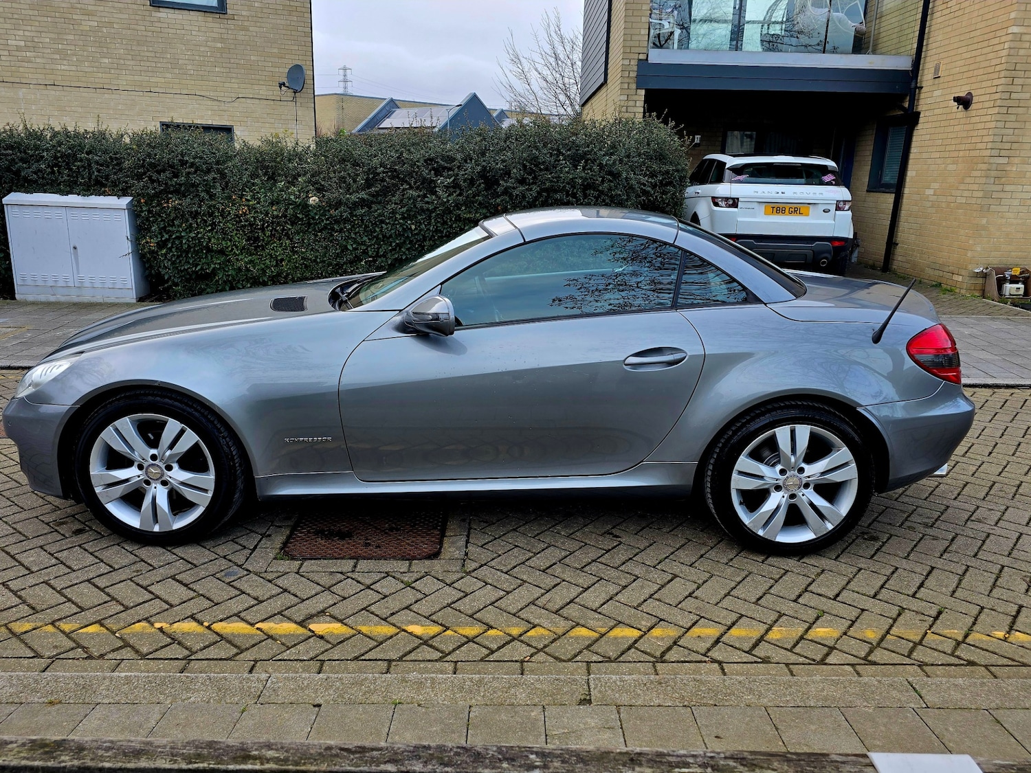 Used Mercedes-Benz SLK 2010 for sale - 77386184: Photo 10