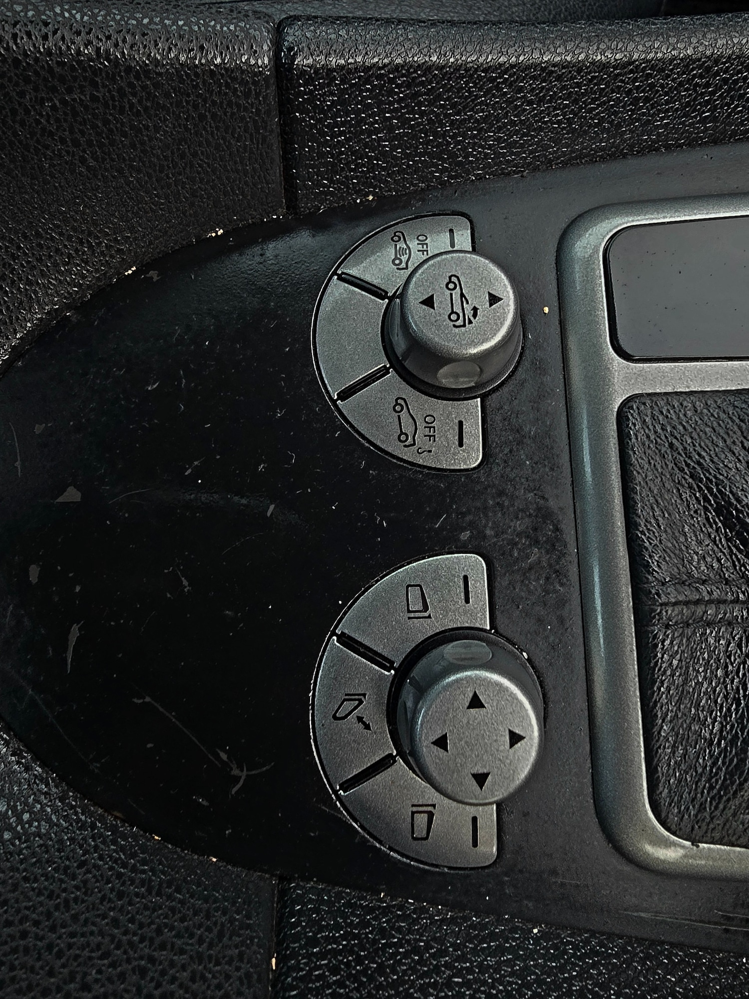 Used Mercedes-Benz SLK 2010 for sale - 77386184: Photo 23