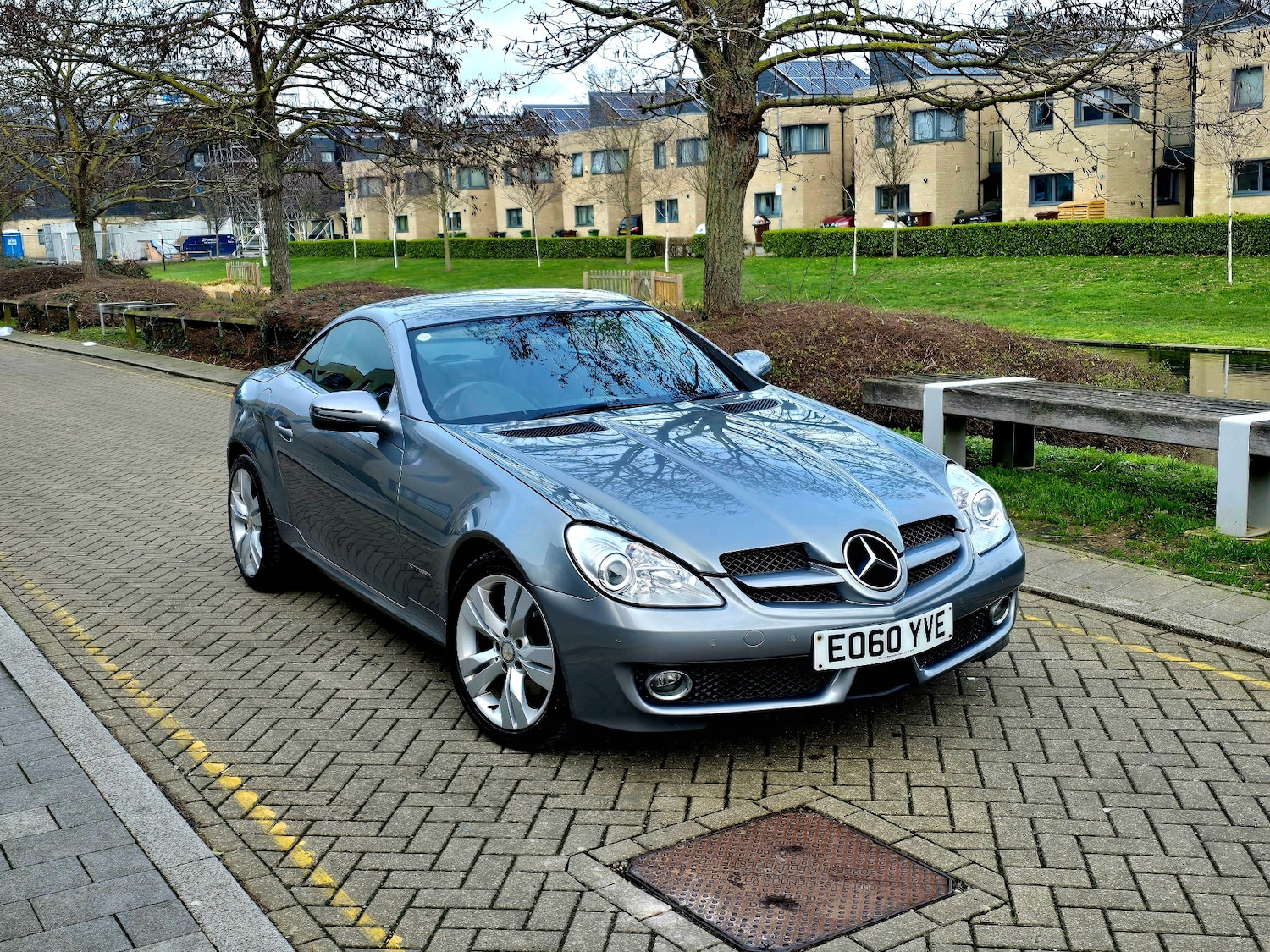Used Mercedes-Benz SLK 2010 for sale - 77386184: Photo 3