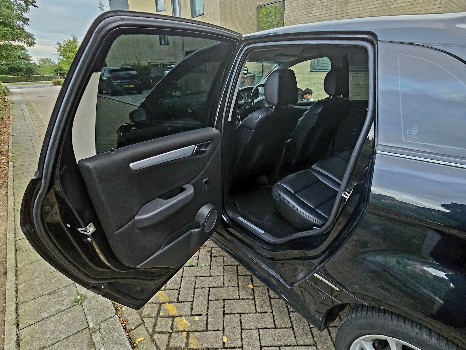 Vehicle 29