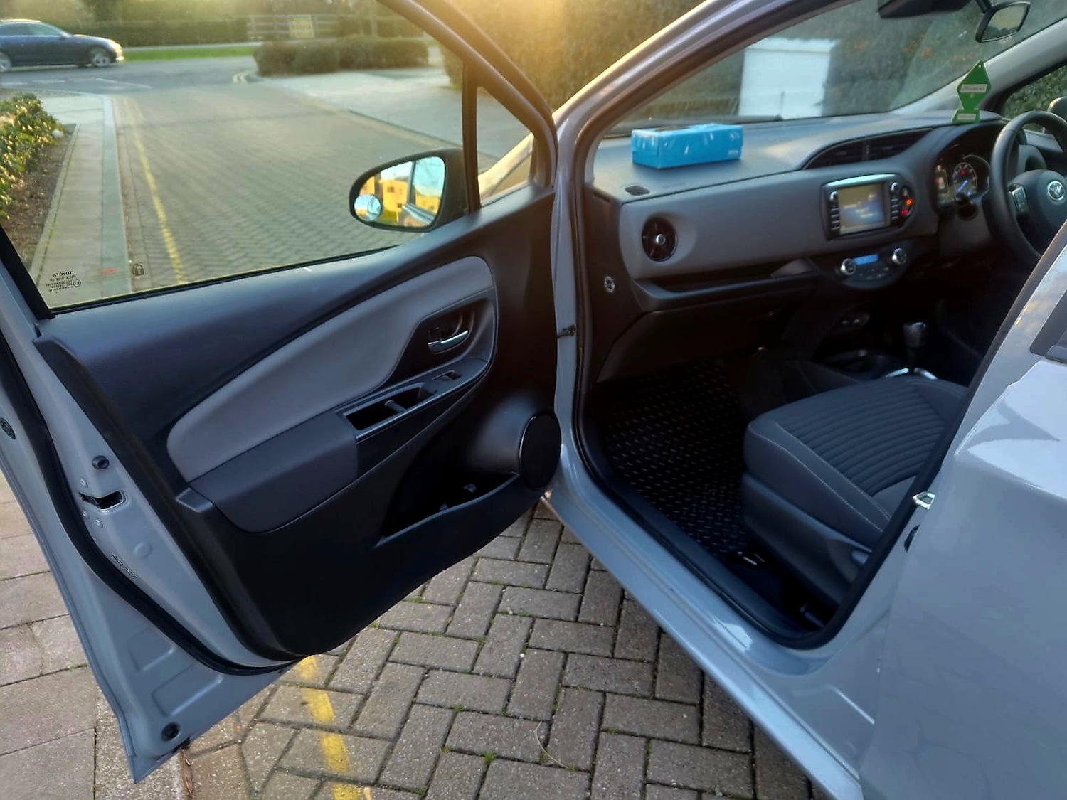 Used Toyota Yaris 2019 for sale - 77073437: Photo 10