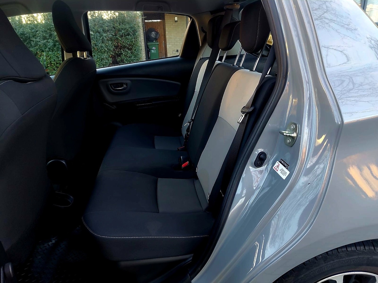 Used Toyota Yaris 2019 for sale - 77073437: Photo 11