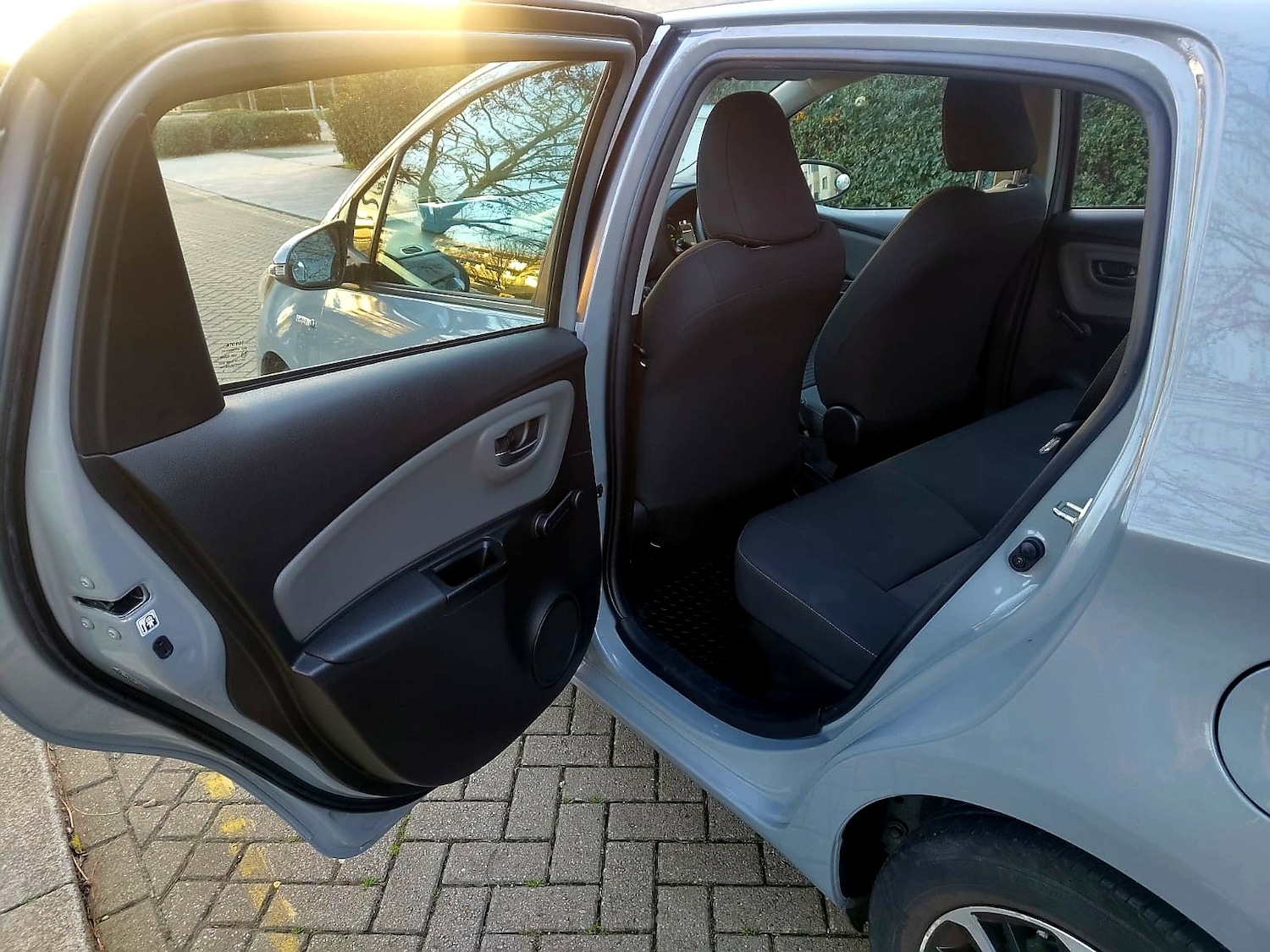 Used Toyota Yaris 2019 for sale - 77073437: Photo 19