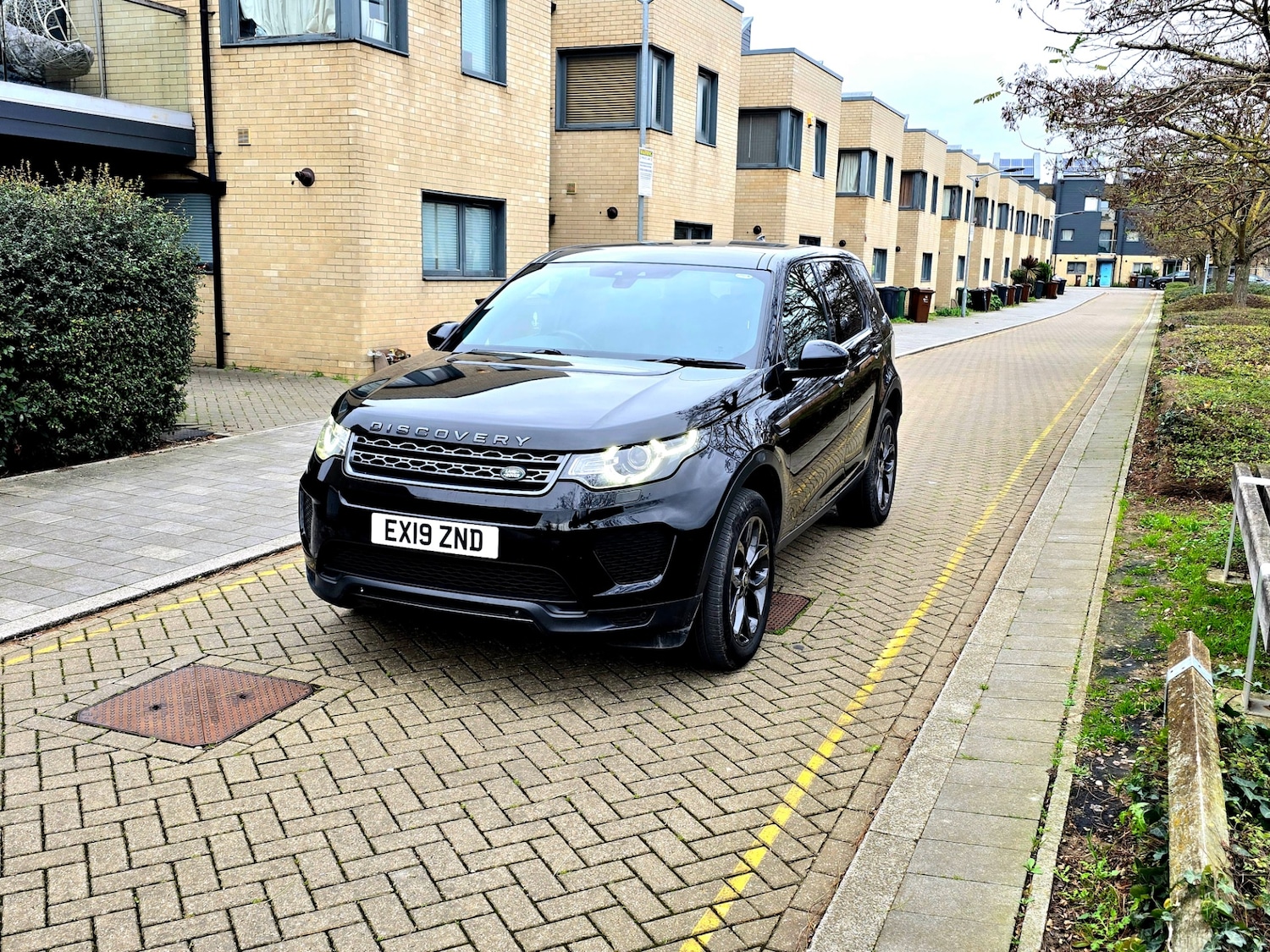 Used Land Rover Discovery Sport 2019 for sale - 76951452: Photo 5
