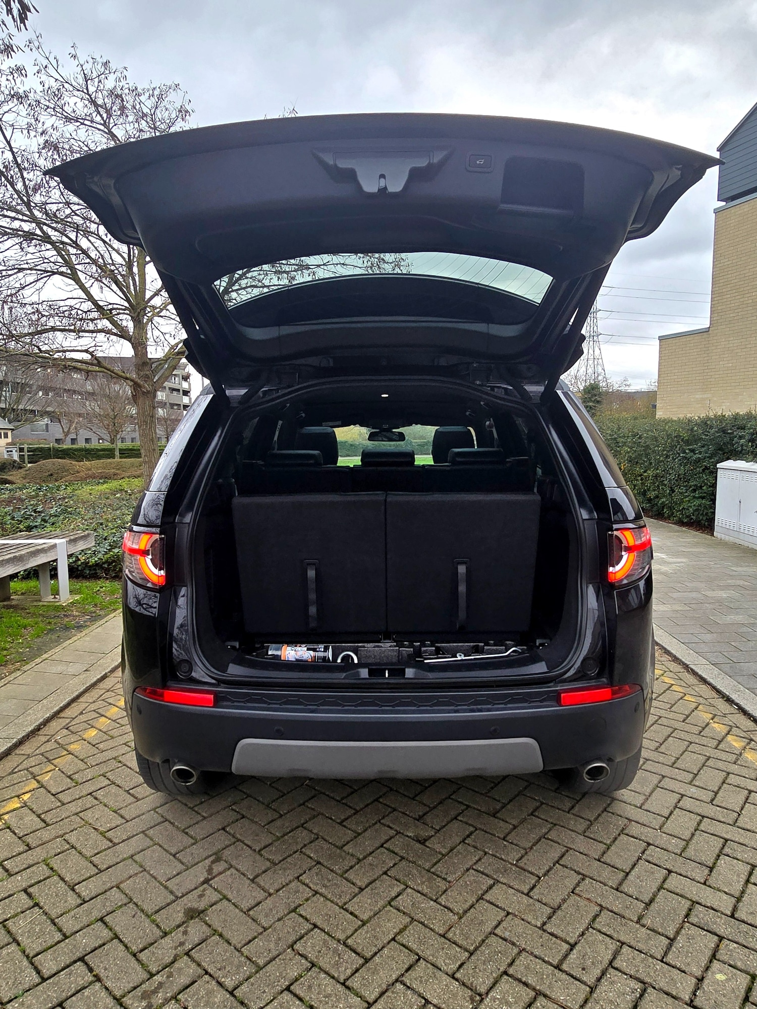 Used Land Rover Discovery Sport 2019 for sale - 76951452: Photo 6