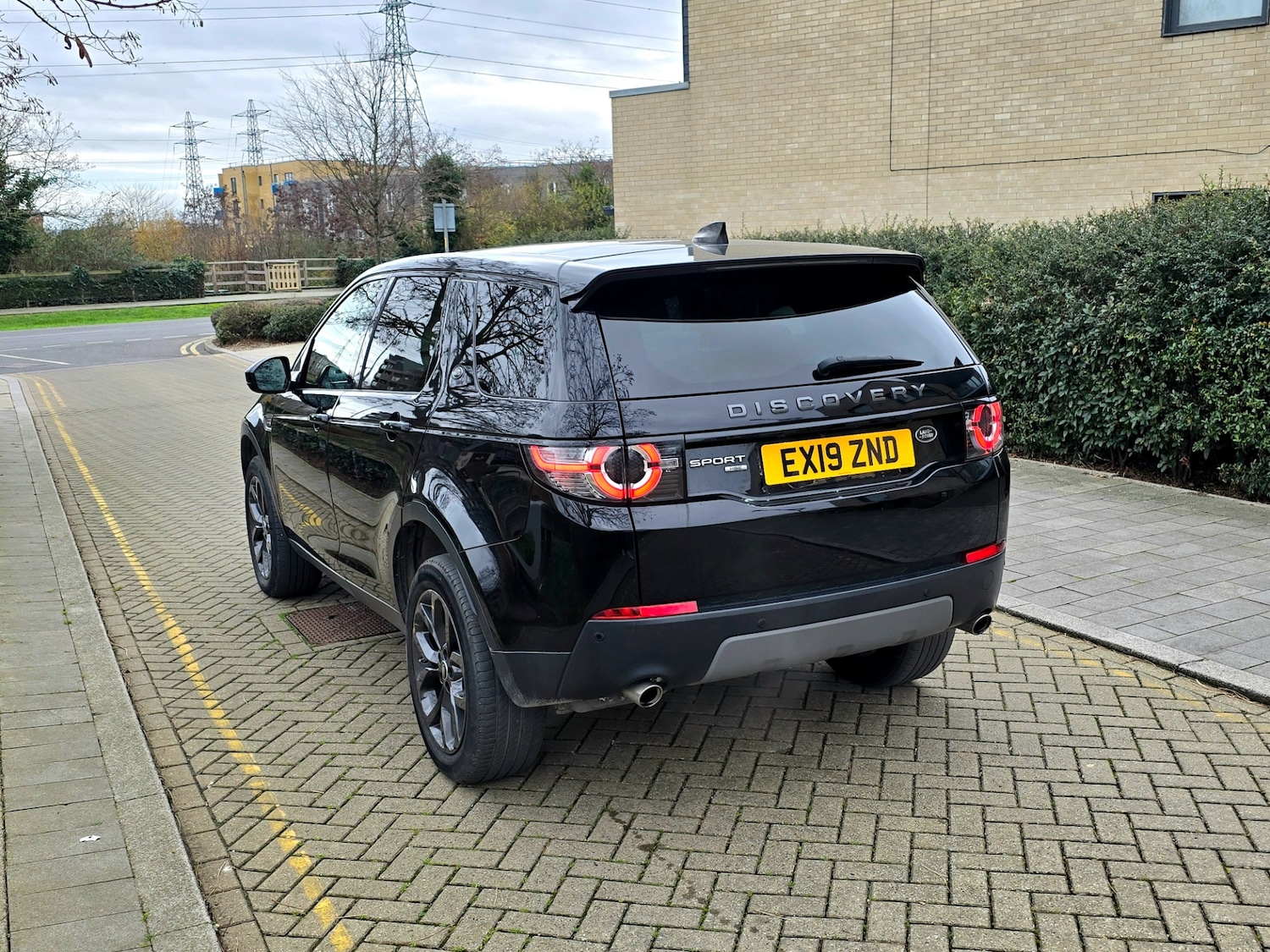 Used Land Rover Discovery Sport 2019 for sale - 76951452: Photo 9