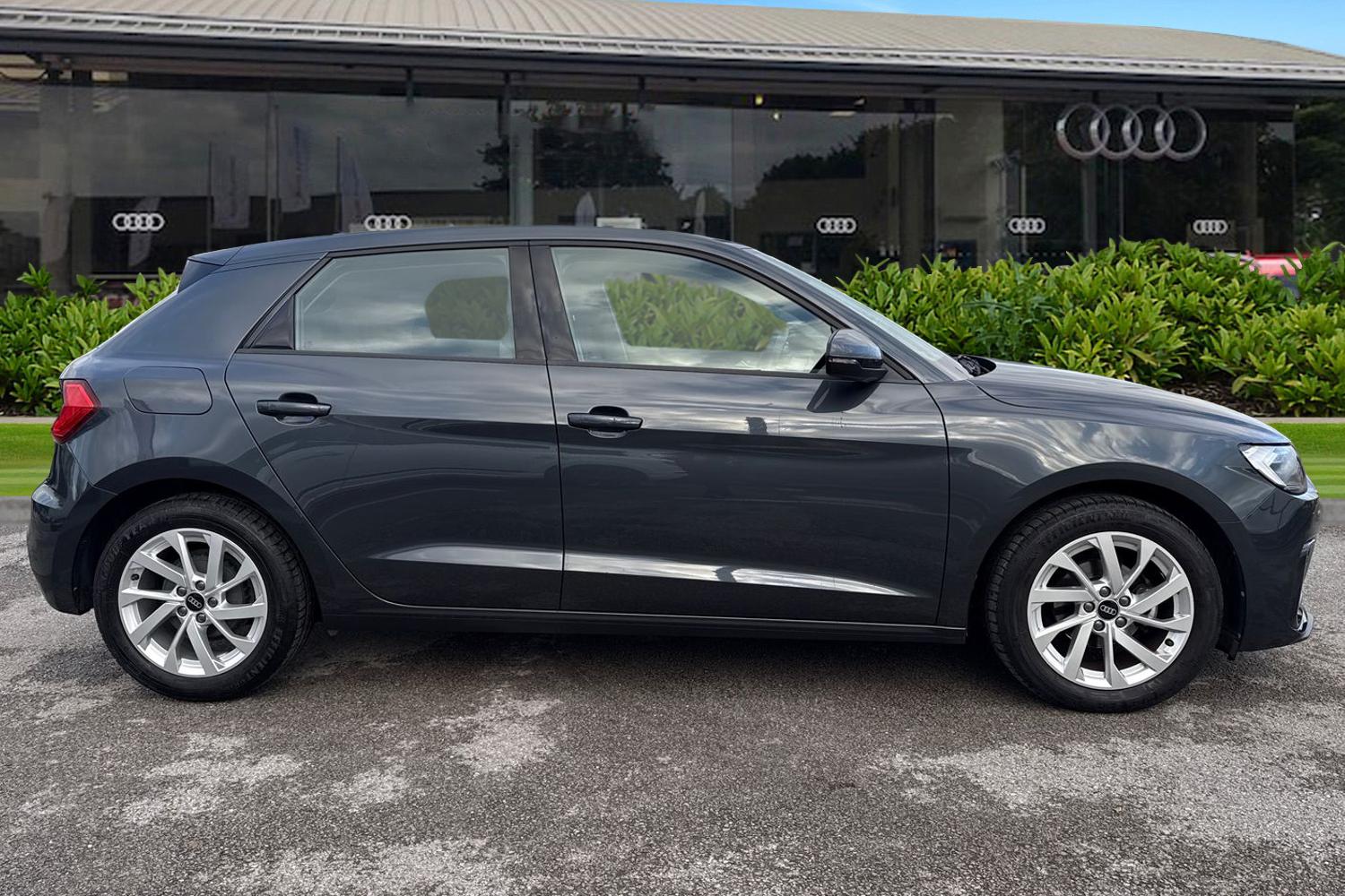 Used Audi A1 2022 for sale - 76916318: Photo 3