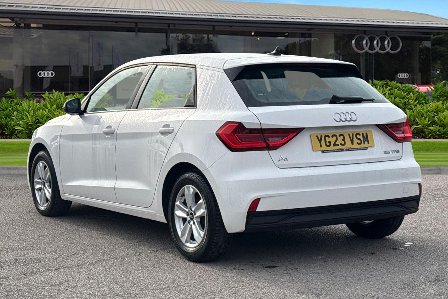 Used Audi A1 2023 for sale - 77963227: Photo 2