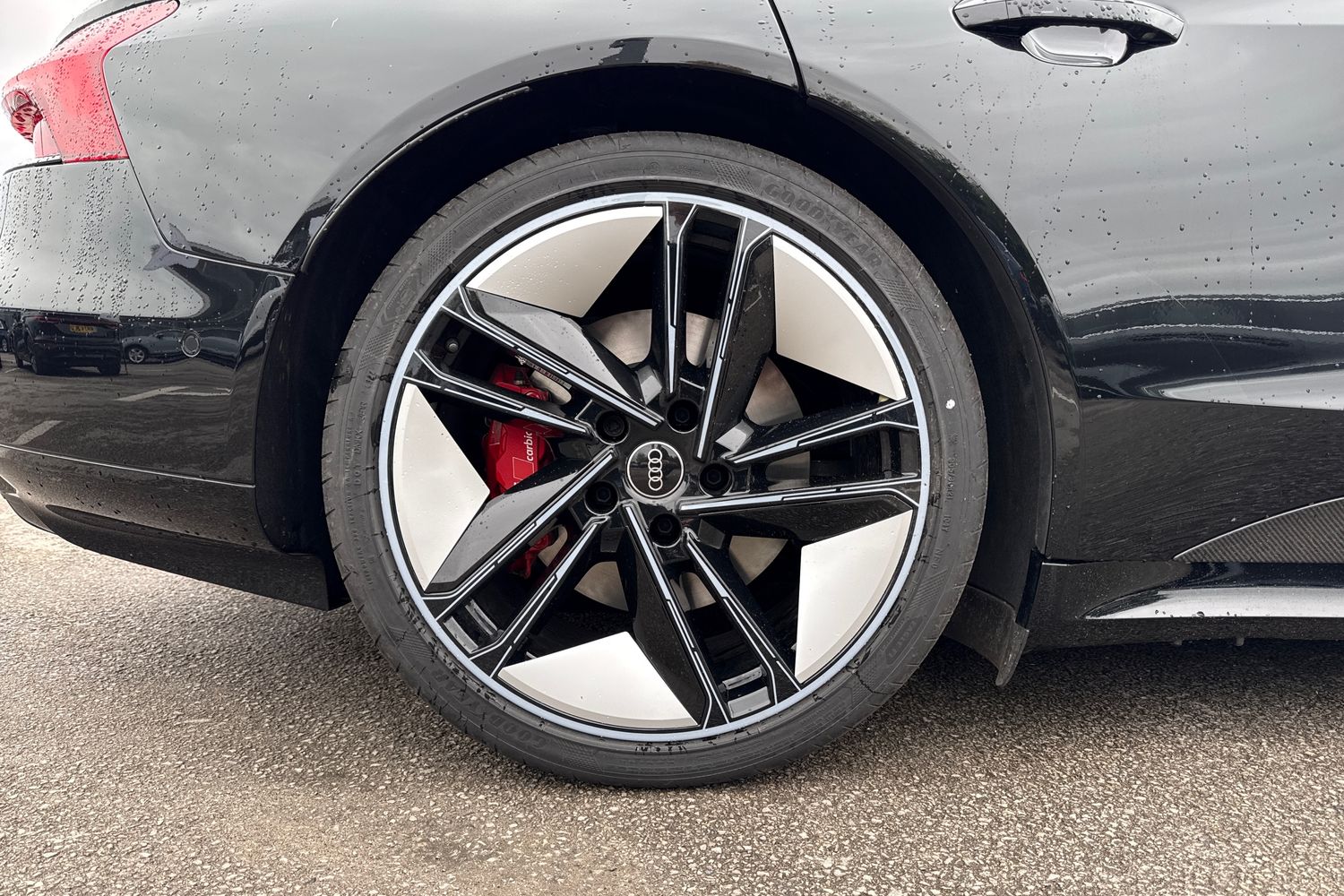 Used Audi RS e-tron GT 2024 for sale - 76197764: Photo 11