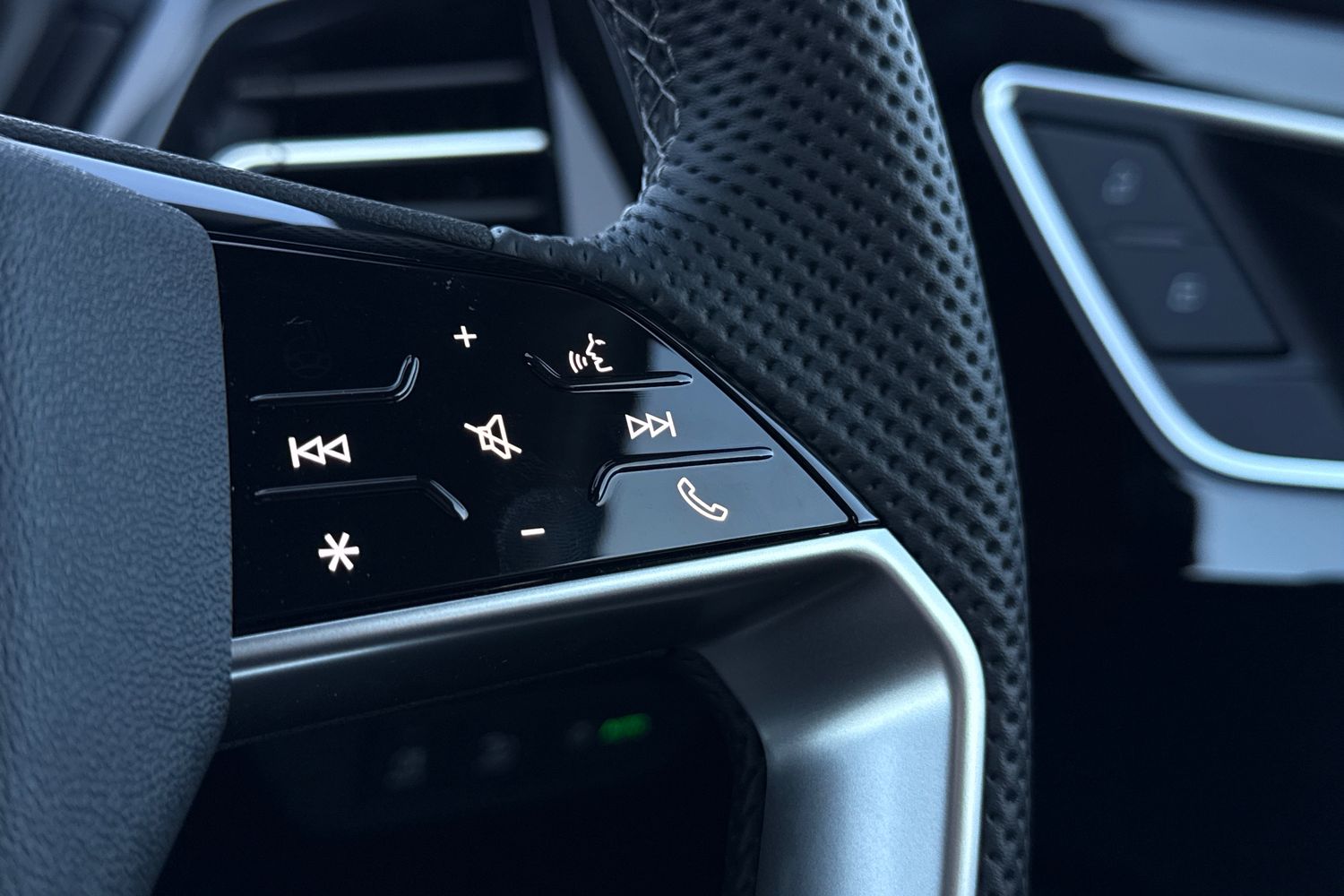 Used Audi Q4 e-tron 2026 for sale - 77620544: Photo 36