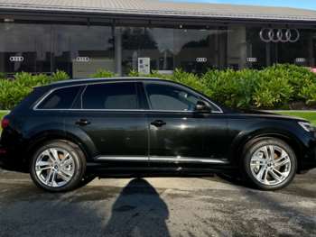 Used Audi Q7 2025 for sale - 72910310: Photo