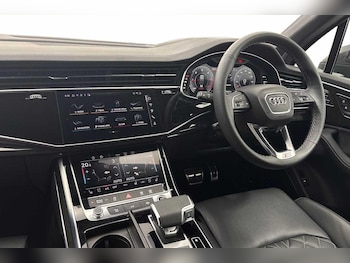 Used Audi Q7 2025 for sale - 79099694: Photo