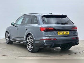 Used Audi Q7 2025 for sale - 79099694: Photo
