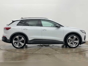 Used Audi Q4 e-tron 2025 for sale - 78252152: Photo