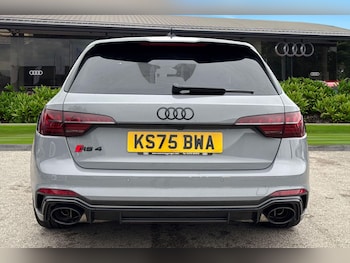 Used Audi RS4 Avant 2025 for sale - 77520290: Photo