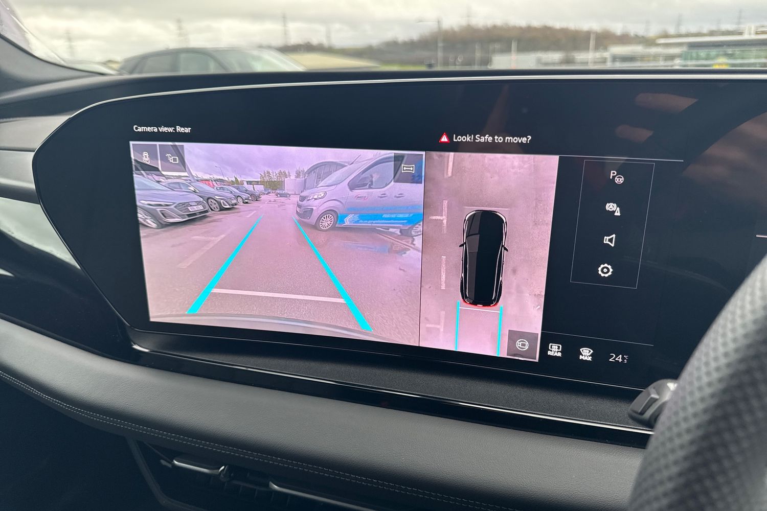 Used Audi Q6 e-tron 2025 for sale - 76884227: Photo 29