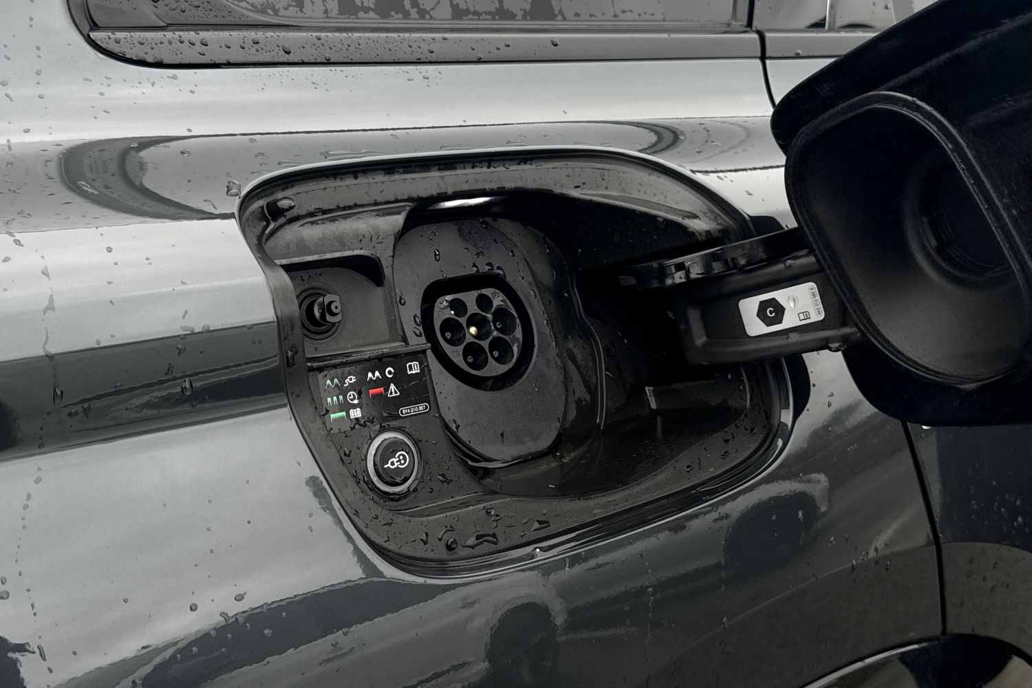 Used Audi Q6 e-tron 2025 for sale - 76884227: Photo 41