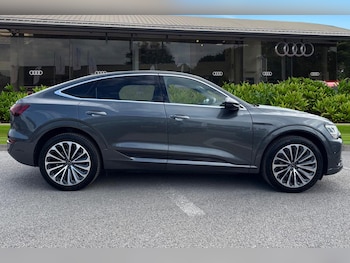 Used Audi Q8 e-tron 2023 for sale - 79405549: Photo
