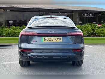 Used Audi Q8 e-tron 2023 for sale - 79405549: Photo
