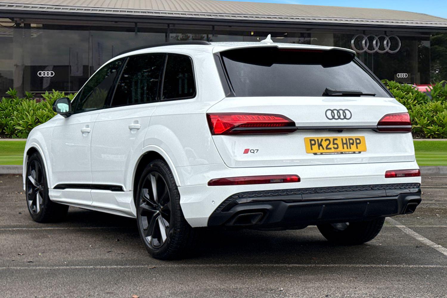 Used Audi Q7 2025 for sale - 76541031: Photo 2