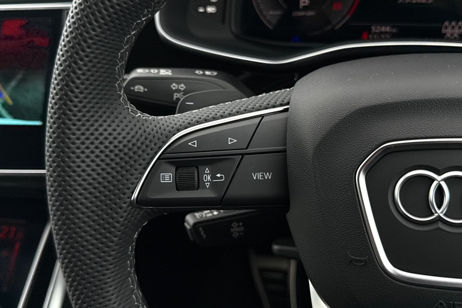 Used Audi Q7 2025 for sale - 76541031: Photo 33