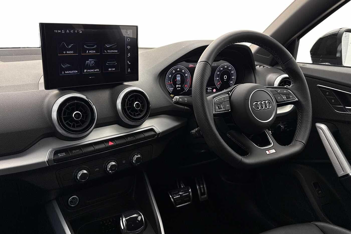 Used Audi Q2 2025 for sale - 77187536: Photo 2