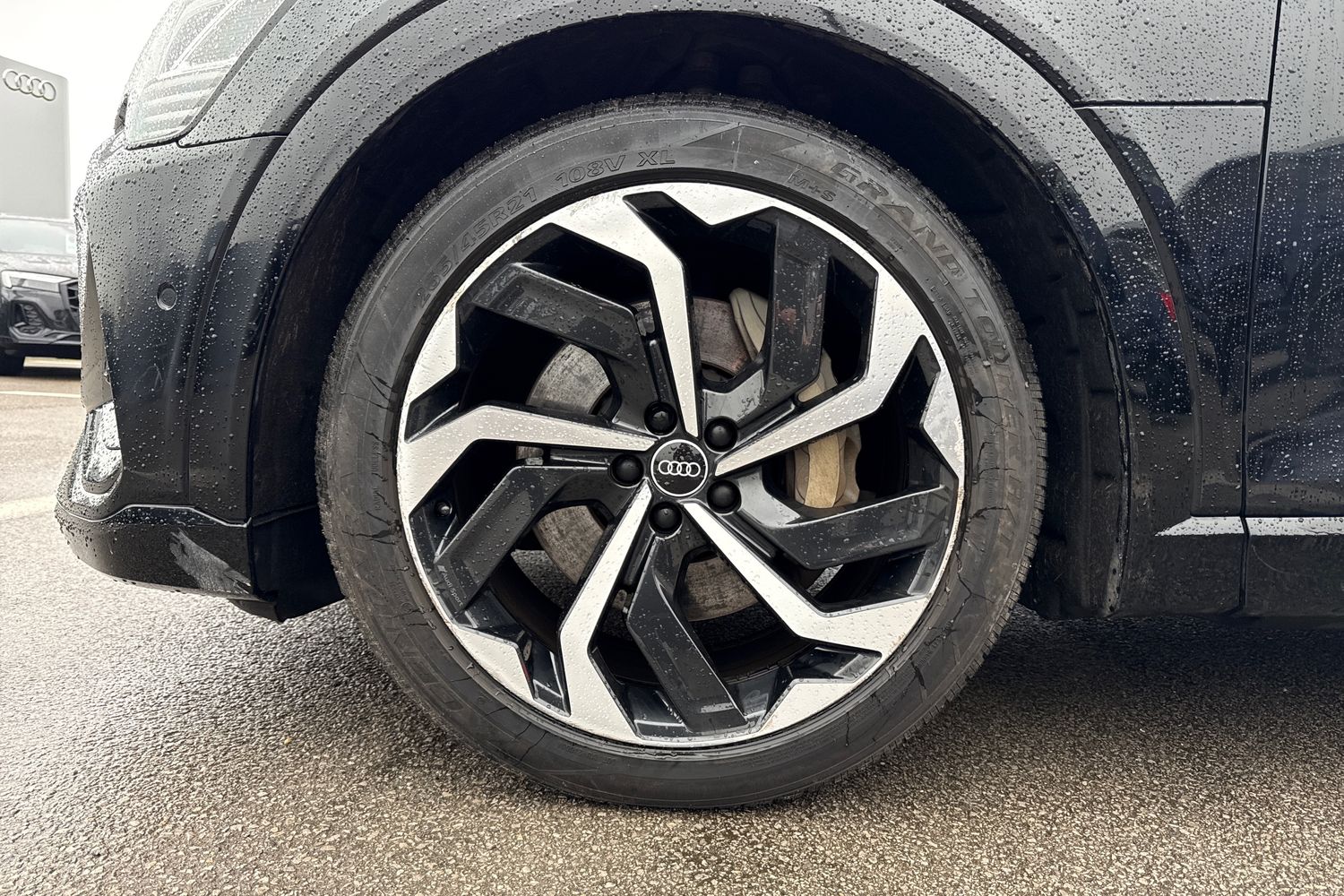 Used Audi e-tron 2021 for sale - 77249525: Photo 13