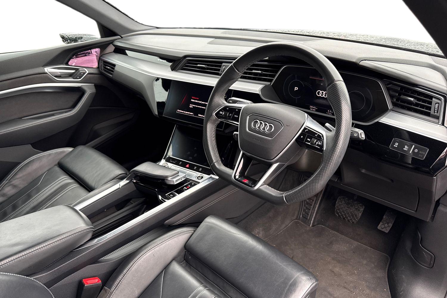 Used Audi e-tron 2021 for sale - 77249525: Photo 14