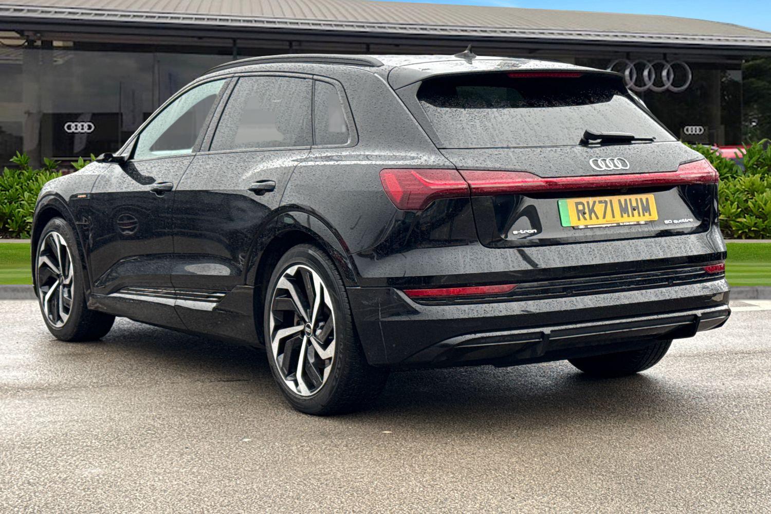 Used Audi e-tron 2021 for sale - 77249525: Photo 2