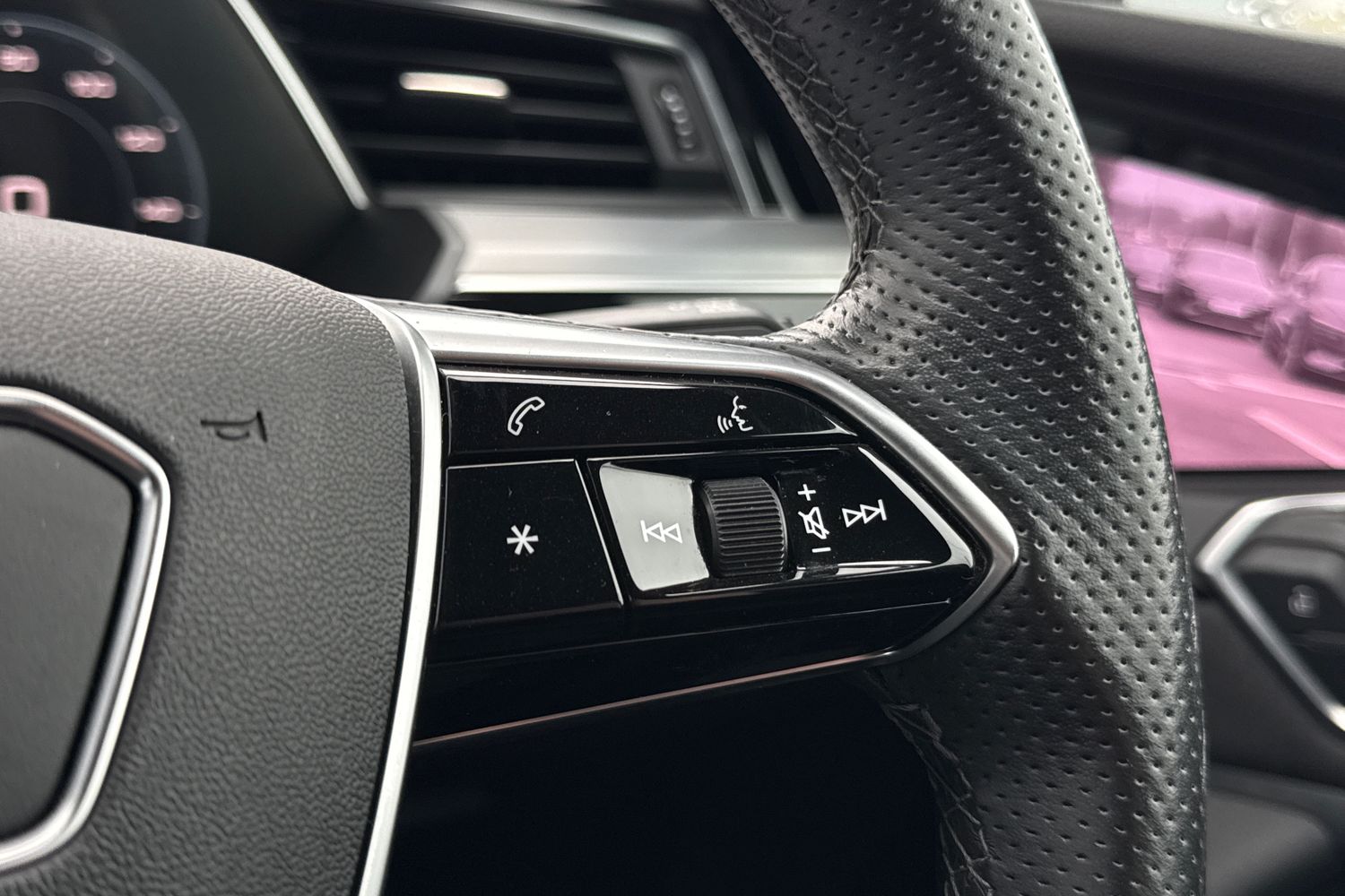 Used Audi e-tron 2021 for sale - 77249525: Photo 36