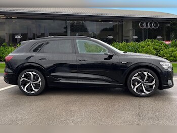 Used Audi e-tron 2021 for sale - 77249525: Photo