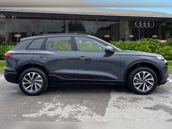Used Audi Q6 e-tron 2024 for sale - 76250635: Photo