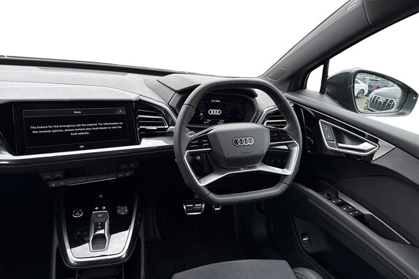 Used Audi Q4 e-tron 2025 for sale - 74076940: Photo 17