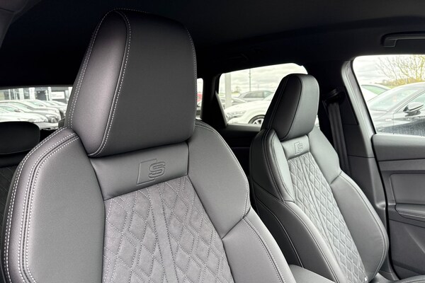 Used Audi Q4 e-tron 2025 for sale - 74076940: Photo 23