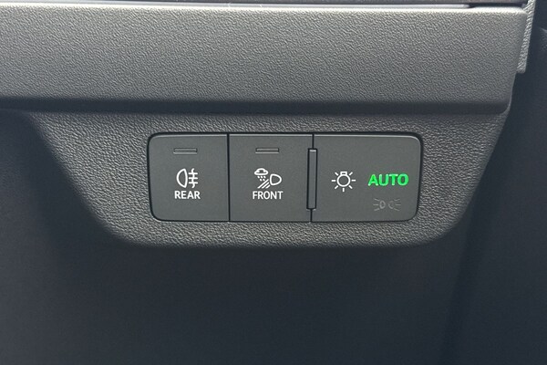 Used Audi Q4 e-tron 2025 for sale - 74076940: Photo 31