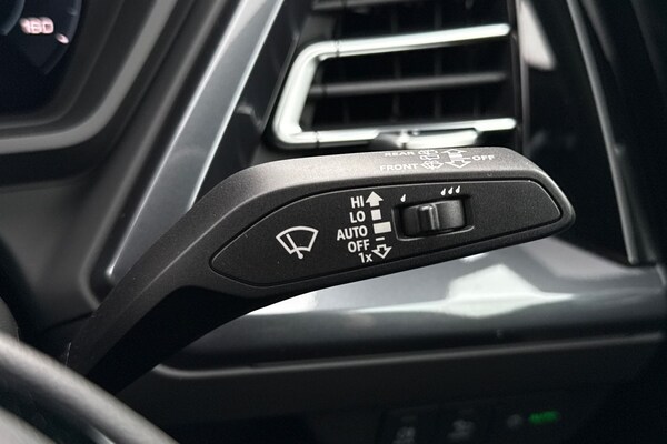 Used Audi Q4 e-tron 2025 for sale - 74076940: Photo 32
