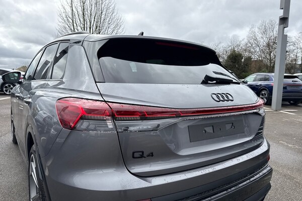Used Audi Q4 e-tron 2025 for sale - 74076940: Photo 7
