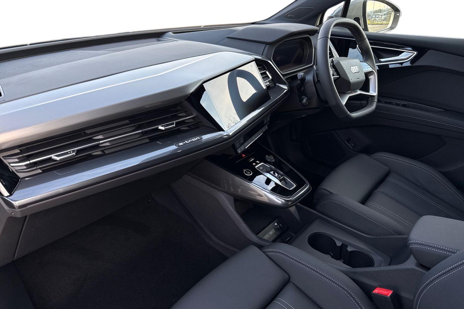 Used Audi Q4 e-tron 2025 for sale - 76300273: Photo 14