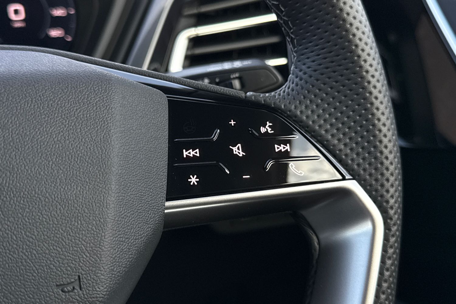 Used Audi Q4 e-tron 2025 for sale - 76300273: Photo 35