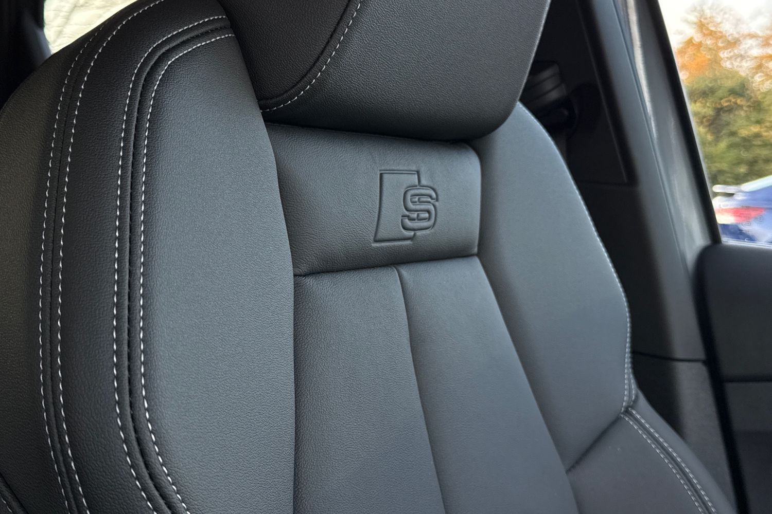 Used Audi Q4 e-tron 2025 for sale - 76300273: Photo 41