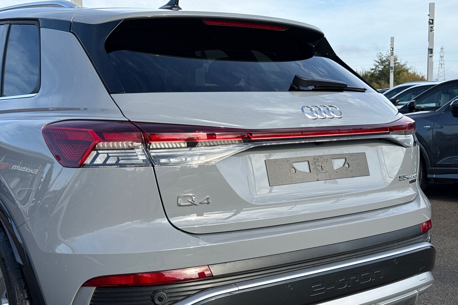 Used Audi Q4 e-tron 2025 for sale - 76300273: Photo 7