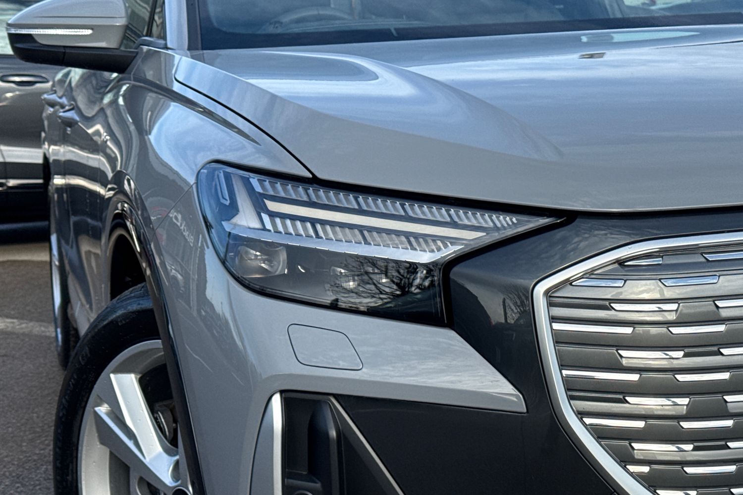 Used Audi Q4 e-tron 2025 for sale - 76300273: Photo 8