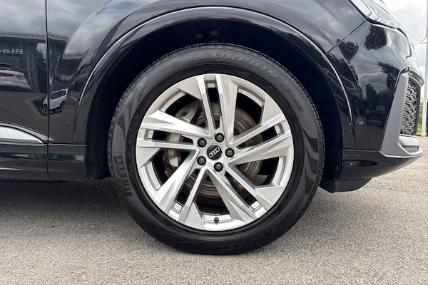 Used Audi Q7 2023 for sale - 76218538: Photo 10
